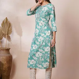 prisca Women Floral Print Viscose Rayon Straight Kurta image 4