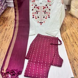 umi creation Embwhite Embroidered Kurta, Trouser/Pant & Dupatta Set-picture-20