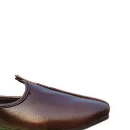 itachi ZIMZAAM Brown Leather Slip-On Shoes for Men Mojaris For Men image 5