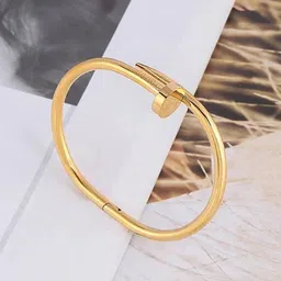 Fashion Frill Cubic Zirconia Gold-Plated Charm Bracelet-picture-11