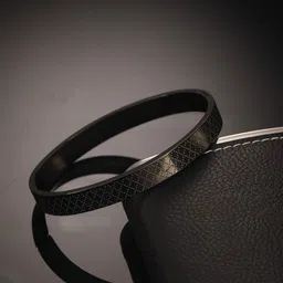 Jazz and Sizzle Men Stainless Steel Textured Kada Bracelet image 1