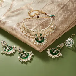 Zaveri Pearls Gold-Plated White & Green Kundan-Studded & Beaded Enamelled Jewellery Set image 2