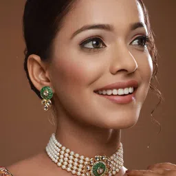 Anouk Gold-Plated Kundan-Studded & Beads-Beaded Necklace & Earrings-picture-19