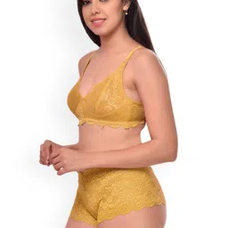 PIBU Pack Of 3 Self-Design Net Bra & Boy Shorts image 5