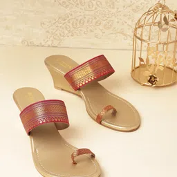 Anouk Women Pink & Gold-Toned Woven Design Heels-picture-23