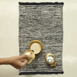 ellementry Statico Set of 6 Black & White Cotton Table Placemats image 1