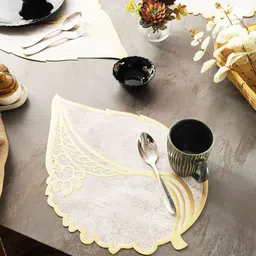 eyda Beige 6 Pieces Leaf Design Table Placemats image 2