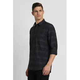 peter england Men Slim Fit Checkered Spread Collar Casual Shirt image 4