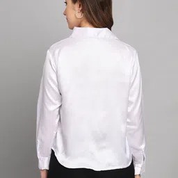 funday fashion Women Regular Fit Solid Spread Collar Casual Shirt image 2
