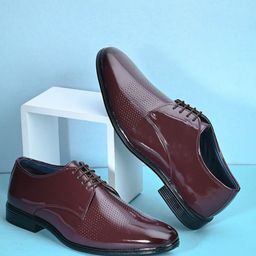 INVICTUS Men Textured Round Toe Formal Derbys-picture-1