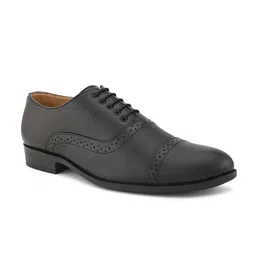 ALBERTO MORENO Men Textured Formal Brogues image 2