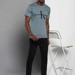 calvin klein jeans Calvin Klein Men Mid-Rise Clean Look Stretchable Jeans image 3