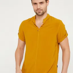 IDENTITI Men Yellow Slim Fit Casual Shirt image 1