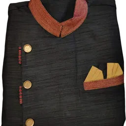 Desi Butik DesiButik Men's Black Silk Blend Intricate Sherwani with Pant DBOS1043 Embellished Sherwani image 3