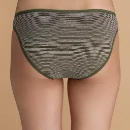 Nykd by Nykaa Low Rise Bikini Panty with Outer Elastic-NYP030 - Assortment 9 (Pack of 3) image 2