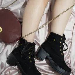 shoetopia Boots For Women image 3