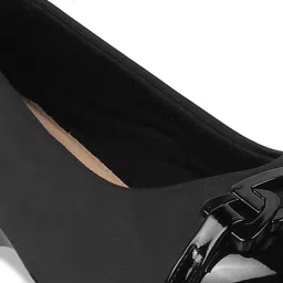 DAVINCHI Buckled Round Toe Wedge Heel Pumps image 5