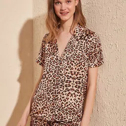 Trendyol Women Brown Printed Night suit-image-77