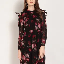 Women A-line Black Knee Length Dress-image-3