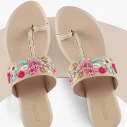 metro Women Flats Sandal-picture-10