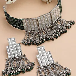 KARATCART Silver-Plated Green Kundan Studded Oxidized Choker Necklace Jewellery Set-picture-12