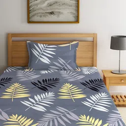 KLOTTHE Set of 2 Floral 300 TC Single Bedsheets with 2 Pillow Covers image 3