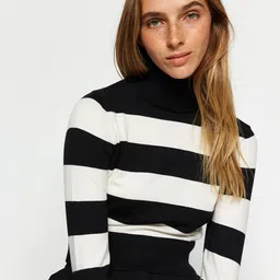 Trendyol Striped Turtle Neck Pullover image 2