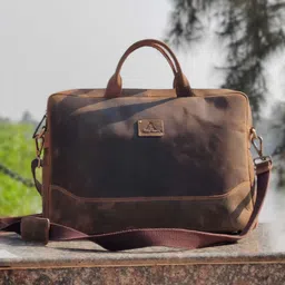 Picco Massimo Unisex Tan Laptop Messenger Bag-picture-34