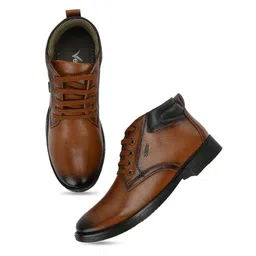 Vellinto Men Heeled Biker Boots image 3