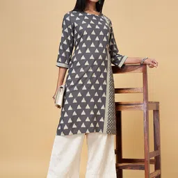 RANGMANCH BY PANTALOONS Geometric Printed Kurta image 5
