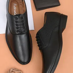 ASTEROID Men Black Solid Formal Derbys-picture-24