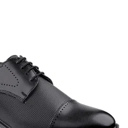 bacca bucci Men Textured Formal Derbys image 3