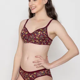 ESOROUCHA Pack Of 3 Floral Printed Non Padded Bra & Mid-Rise Briefs image 2