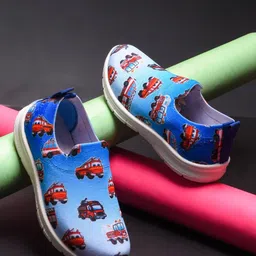 YK Boys Printed Slip-On Sneakers image 1