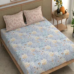 Srijee Decors Blue & White Floral Printed 210 TC King Bedsheet With 2 Pillow Covers-image-52