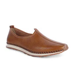Big Boon Men Perforated Lightweight Mojaris image 3