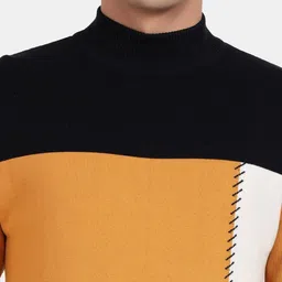 t-base Colourblocked Pullover Cotton Sweatshirt image 2