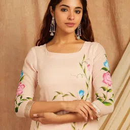 Rangeelo Women Floral Printed Regular Pure Cotton Kurta with Trousers & With Dupatta image 2