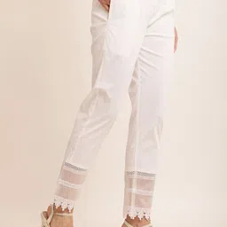 Sellingsea Women Trousers image 2