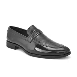 HERE&NOW Men Textured Formal Loafers image 2