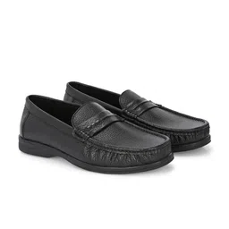 Egoss Men Leather Lightweight Loafers image 2