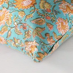 Texstylers Blue & Beige 3 Pieces Printed Cotton Square Reversible Cushion Covers image 2