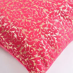 BIGGER FISH Pink & Gold-Toned 5Pcs Self Design Velvet Square Cushion Covers image 3