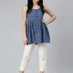 Go Colors Women Solid Relaxed Loose Fit Mid-Rise Regular Trousers image 4