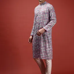 KISAH Geometric Printed Mandarin Collar Straight Kurta with Trouser image 4