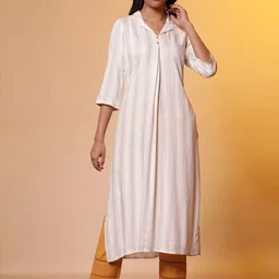 AURELIA Women Slim Fit Trousers image 2