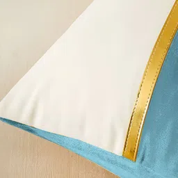 AEROHAVEN Blue & White 2 Pieces Colourblocked Reversible Square Cushion Covers image 4