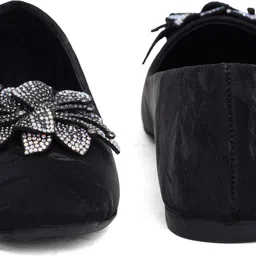 sherrif Casuals For Women image 5