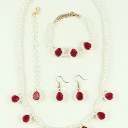 Asthetika Kids Gold-Plated Kundan-Studded & Beaded Jewellery Set image 2