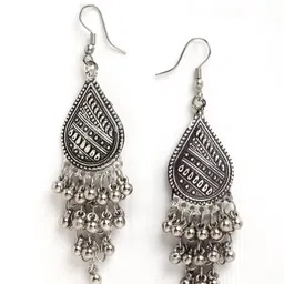 Arrabi Oxidised Metallic-Toned Ghungaroo Jewellery Set image 4